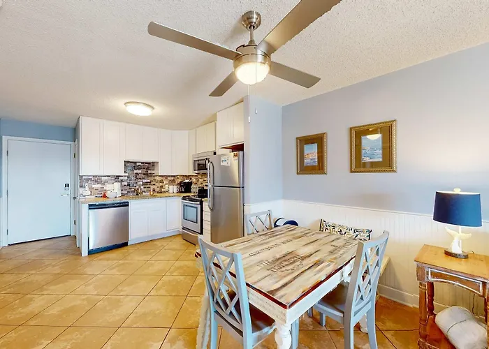 Beachfront With 2 Pools Gulf Views Hot Tub & Cozy Balcony Holiday home Gulf Shores