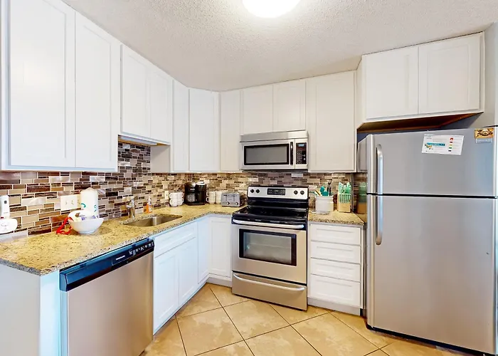Beachfront With 2 Pools Gulf Views Hot Tub & Cozy Balcony *