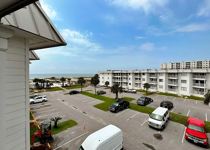 Beachfront With 2 Pools Gulf Views Hot Tub & Cozy Balcony