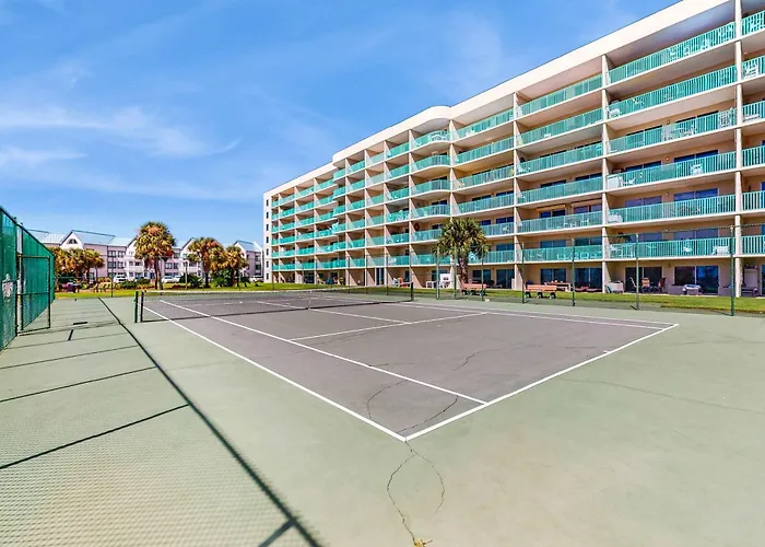 Beachfront With 2 Pools Gulf Views Hot Tub & Cozy Balcony Holiday home *